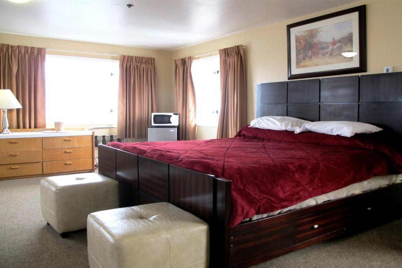Merrill Field Inn Анкоридж Екстер'єр фото