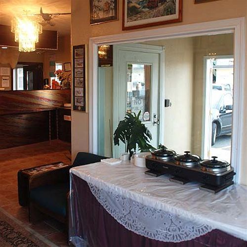 Merrill Field Inn Анкоридж Екстер'єр фото