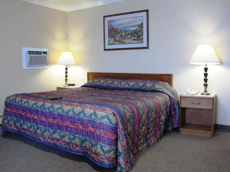Merrill Field Inn Анкоридж Екстер'єр фото